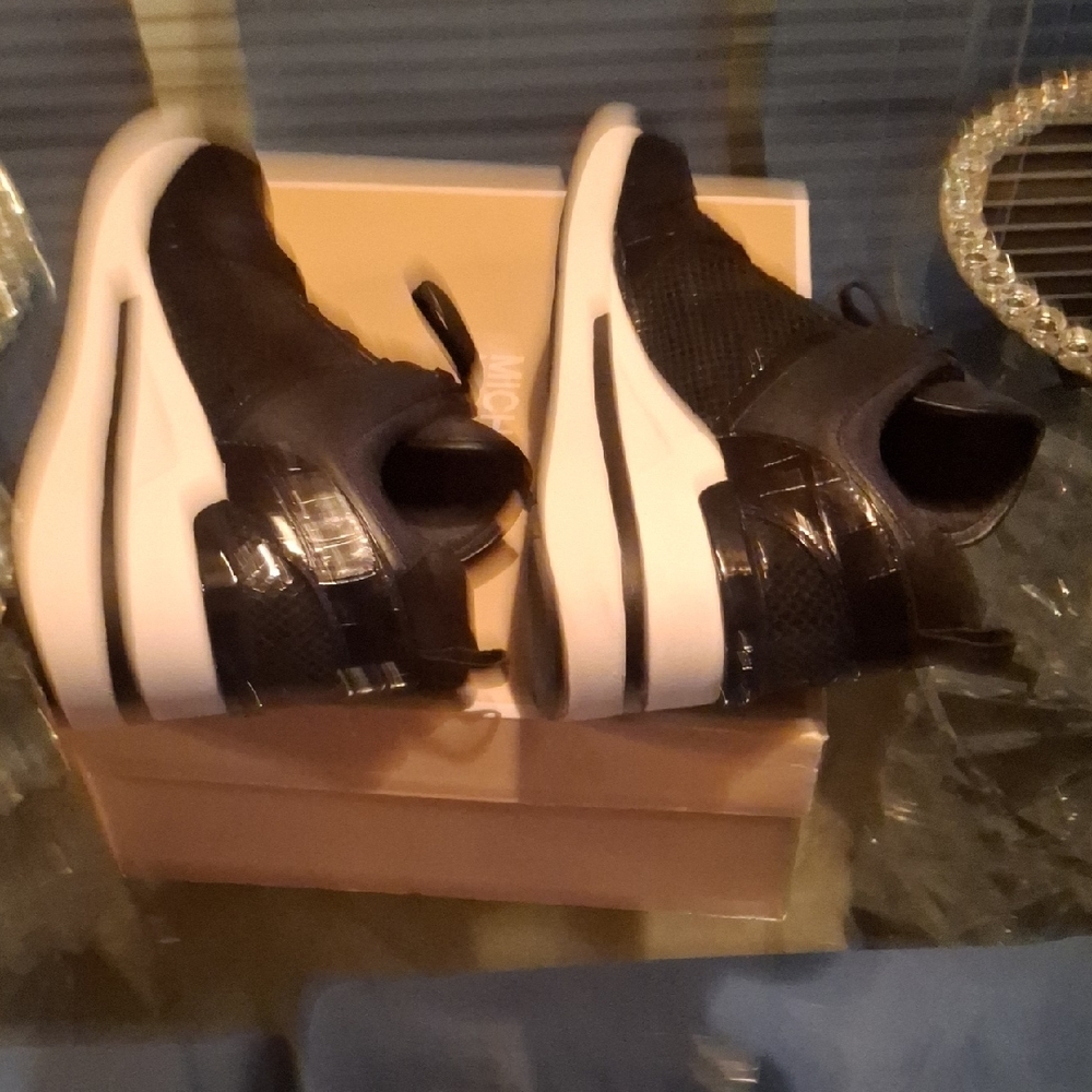 Michael Kors Black and White Sneakers - Picture 4 of 10